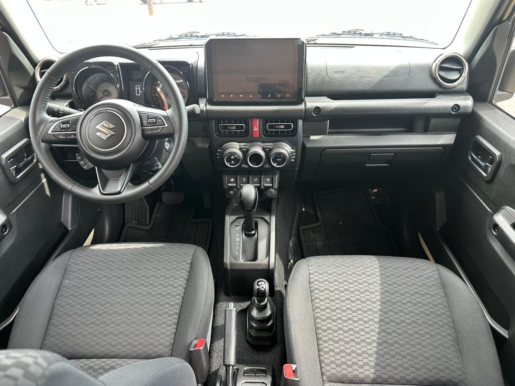 2025 Suzuki JIMNY  thumbnail 5