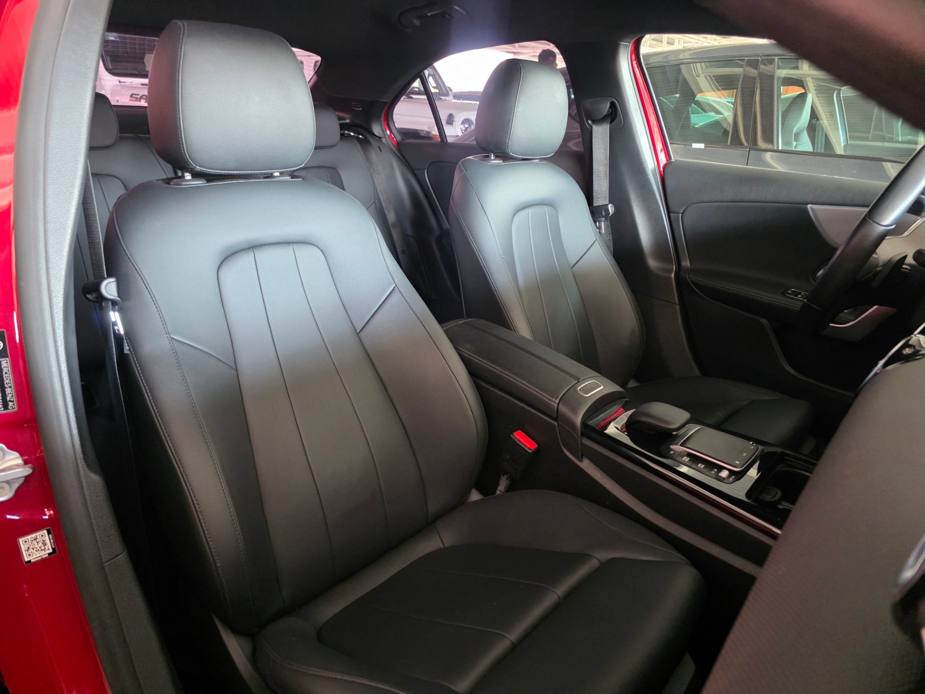 2022 Mercedes-Benz A200 thumbnail 5