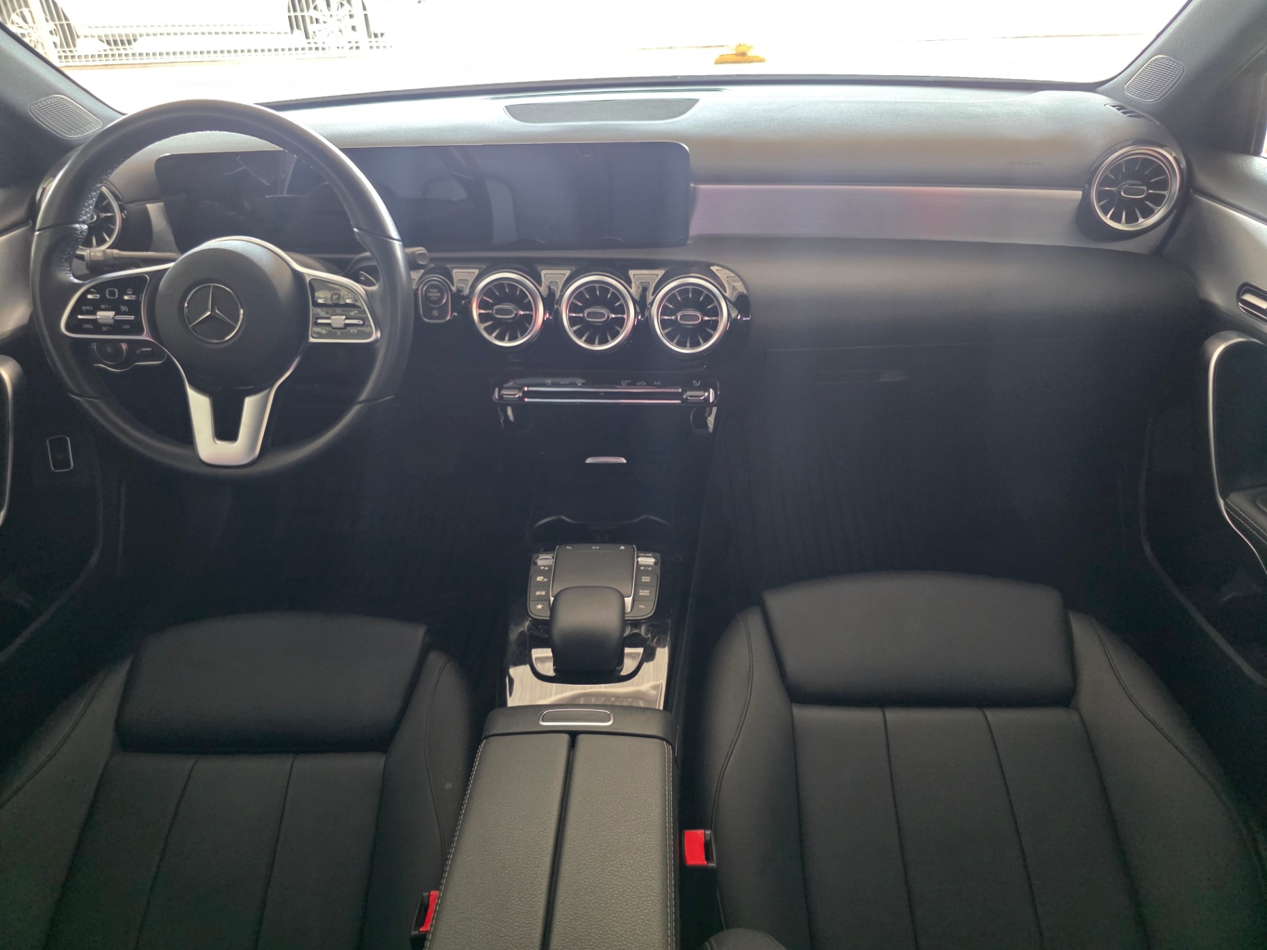 2022 Mercedes-Benz A200 thumbnail 7