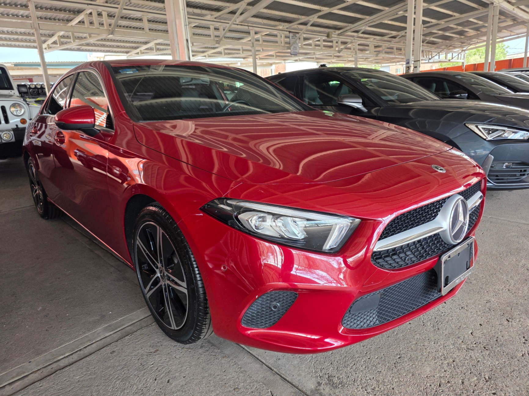 2022 Mercedes-Benz A200 thumbnail 3