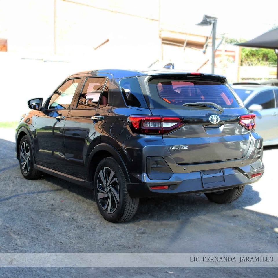 2023 Toyota Raize foto 2