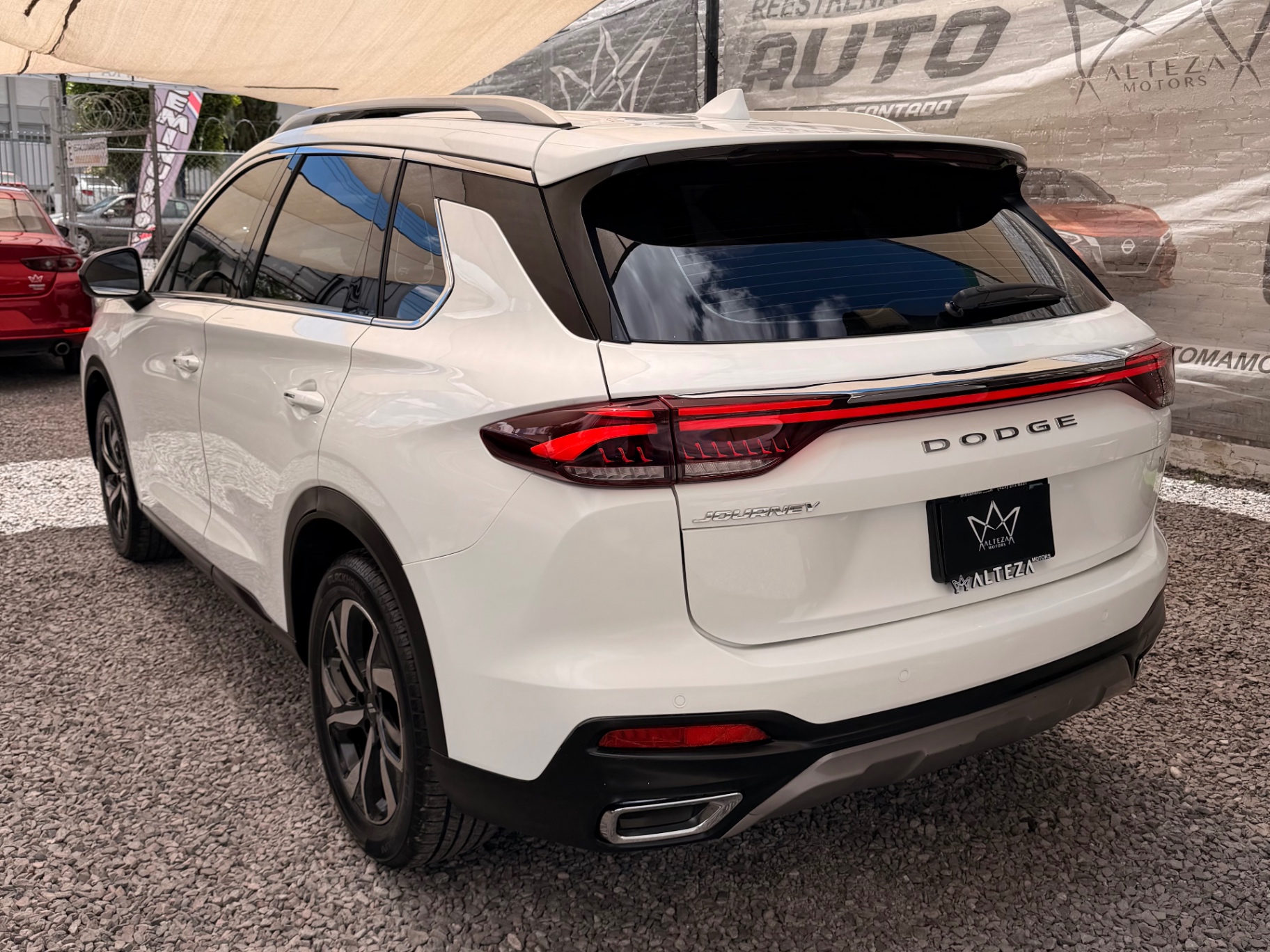 2022 Dodge Journey SXT miniatura 4