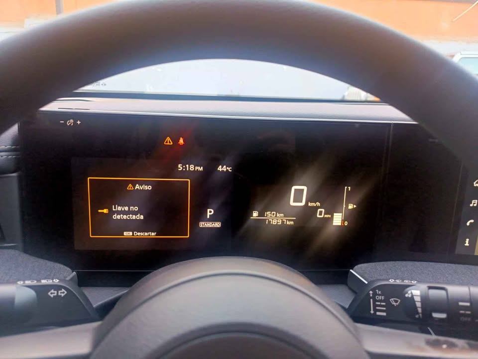 2025 Nissan Kicks foto 10