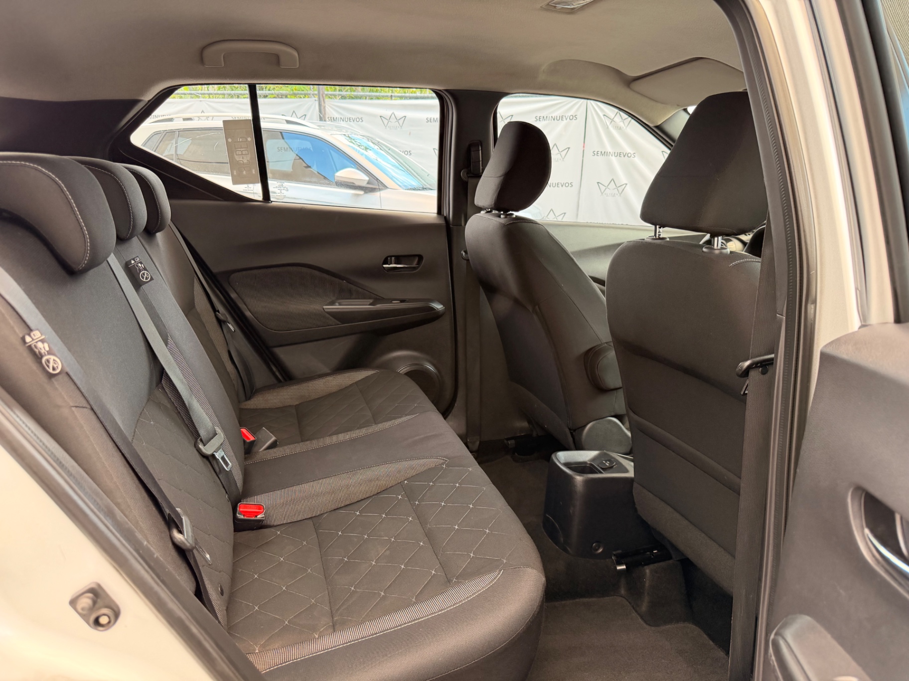2019 Nissan Kicks Advance miniatura 10