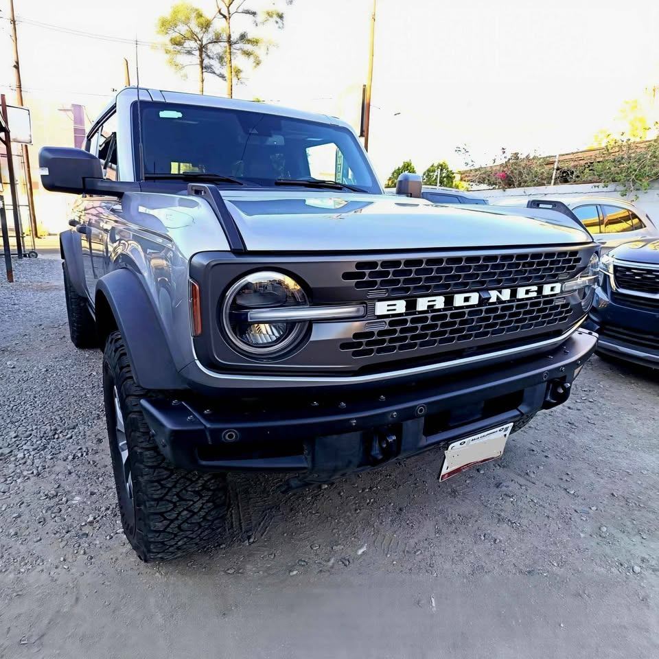 2022 Ford Bronco foto 7