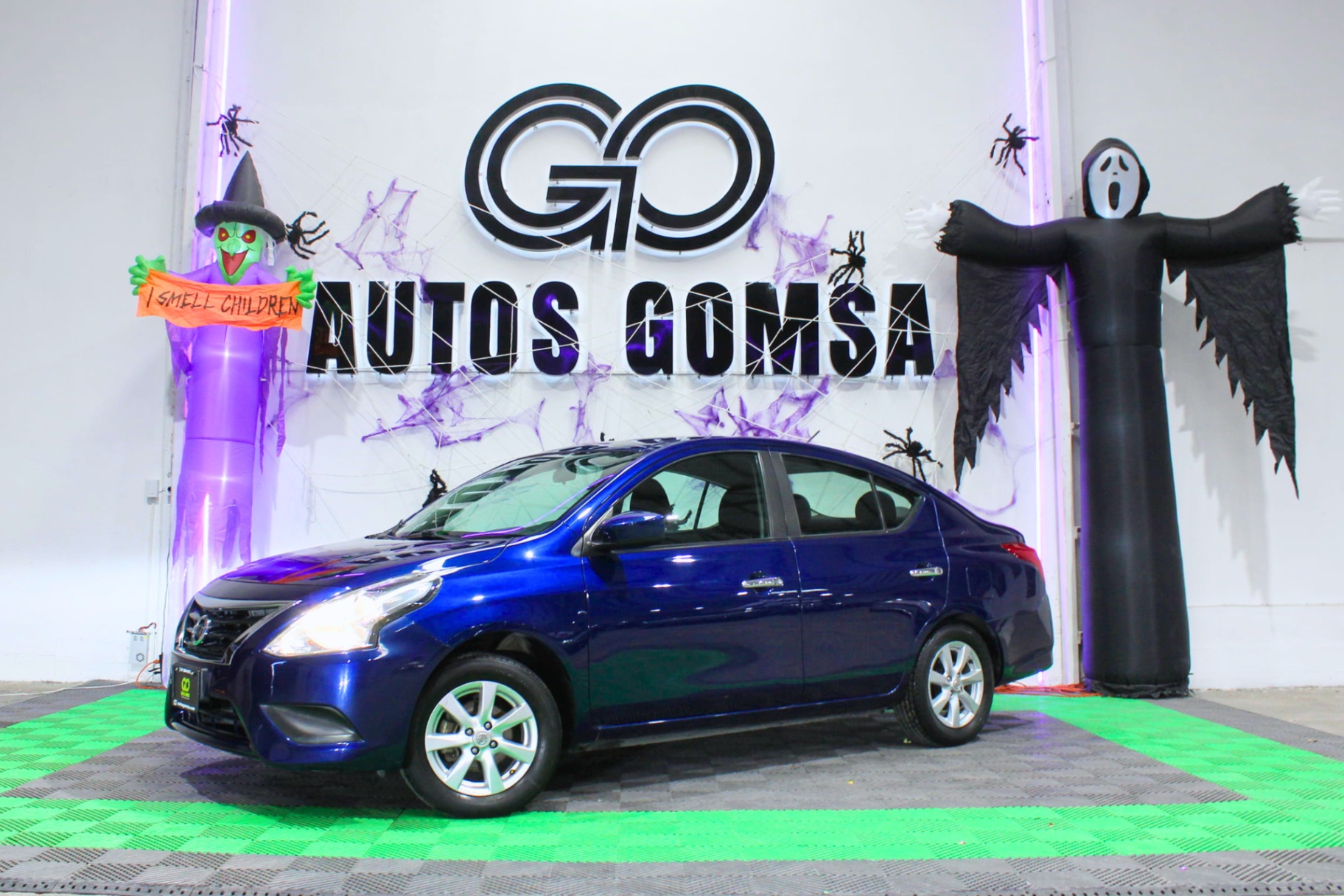 Nissan Versa Sense Aut 2019 seminuevo en Monterrey — $179,900 — foto 1