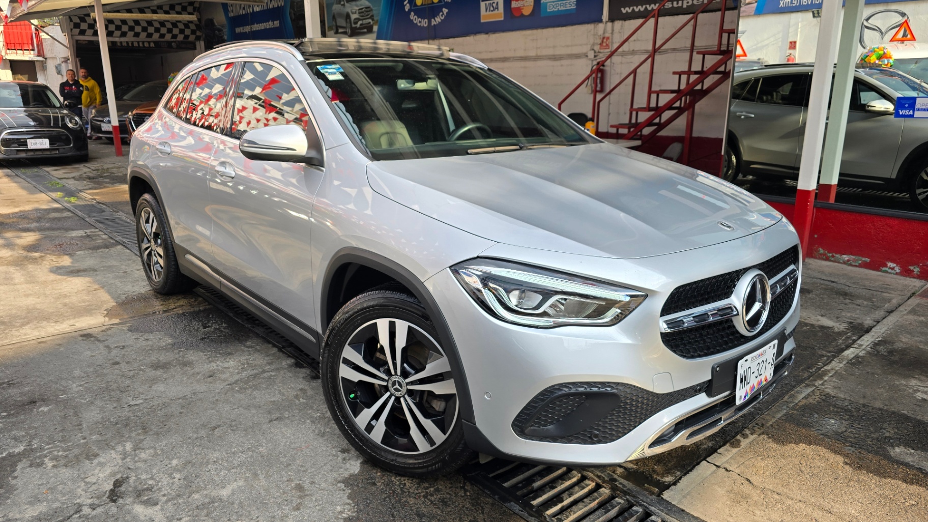 Mercedes-Benz GLA 200 Progressive - imagen 4