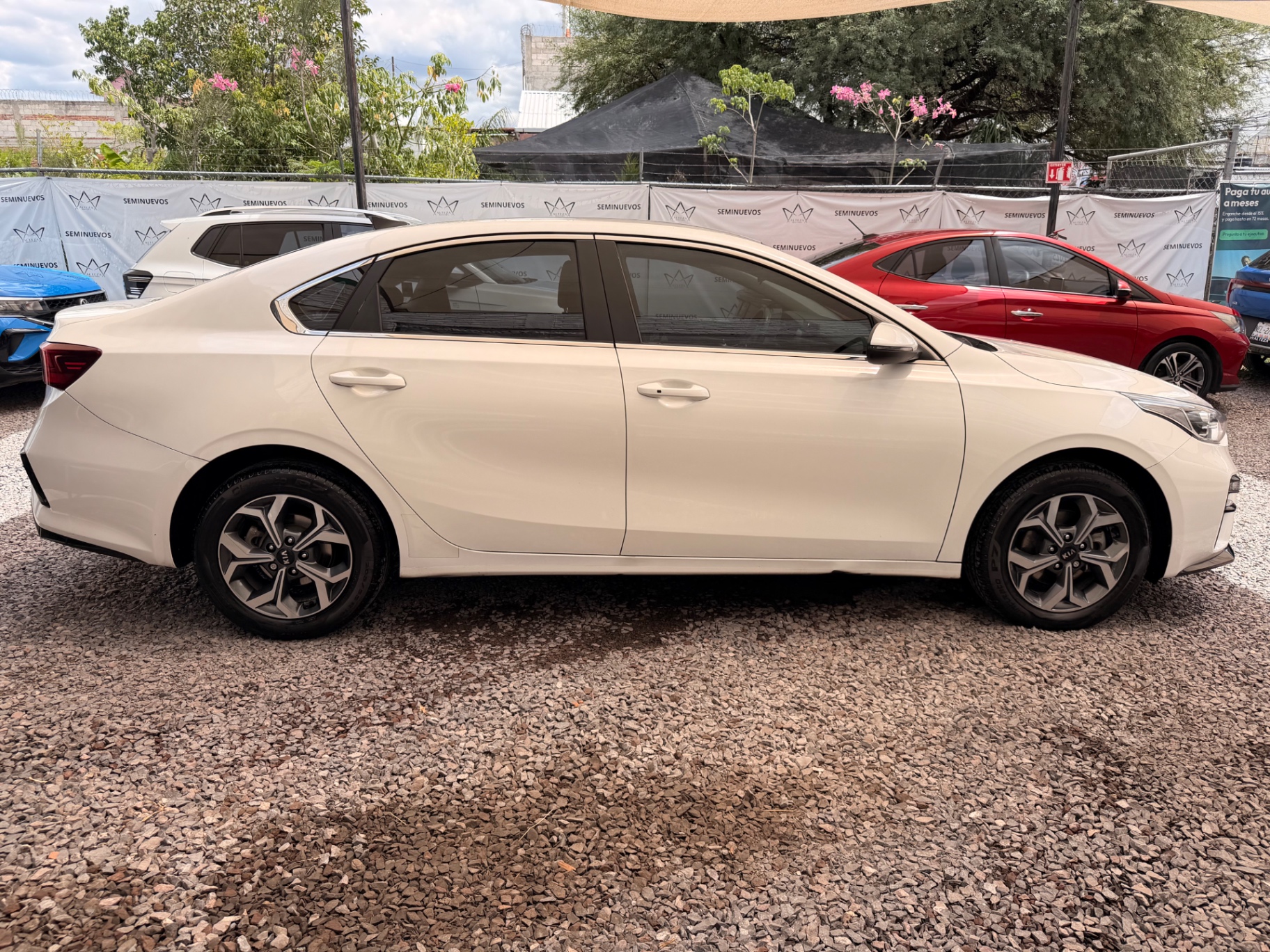 2021 Kia Forte Sedán Ex Aut miniatura 3