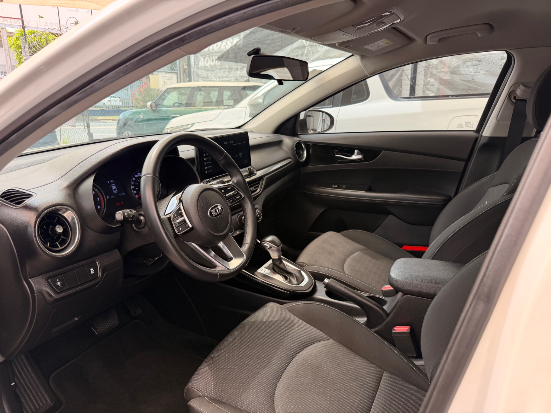 2021 Kia Forte Sedán Ex Aut miniatura 6