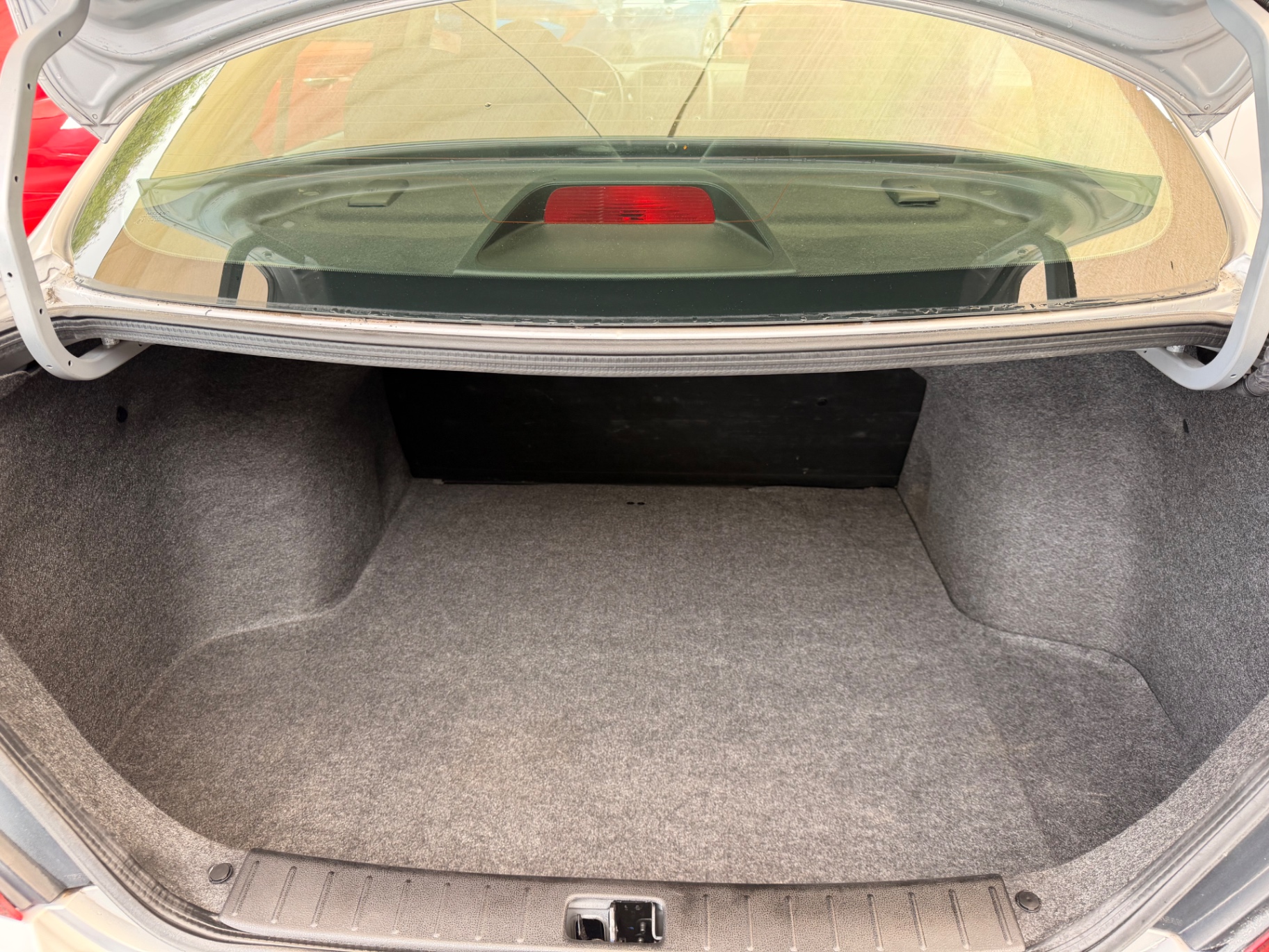 2019 Nissan Versa Sense Aut miniatura 11